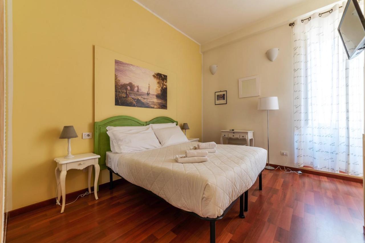 Lägenhet 4-rooms Flat At Vatican *